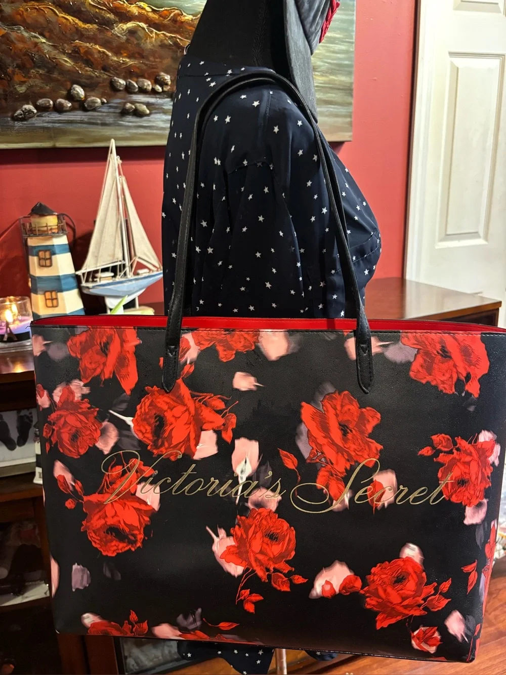 Victoria's Secret Black Tote, Overnight bag with Red Floral Print.🌹
